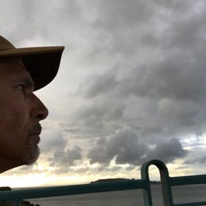 Meet your Posher, Raymond